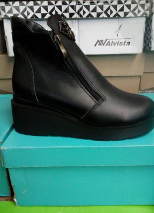 Женская обувь/ новые зимние кожаные ботинки черные 🖤 размер от 36 до 41 ❄️