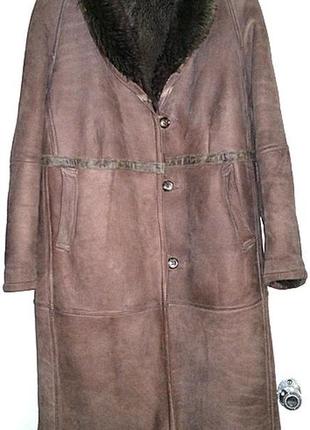 Женская дубленка.