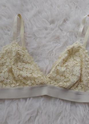 Бюстгальтер