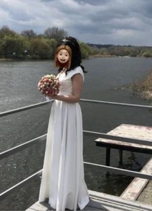 Весільна сукня,сукня на випуск