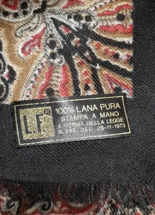 Платок из тонкой шерсти