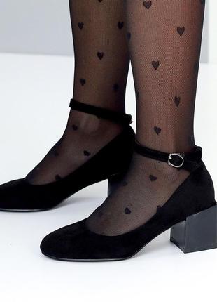 Туфлі на стійкому підборі з ремінцем у чорному бежевому пудровому кольорі