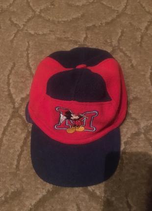 Крутая красивая утепленная кепка disney