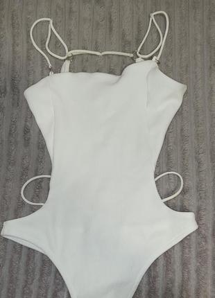Боді bershka