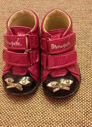 Кожаные ботинки, кроссовки mrugala