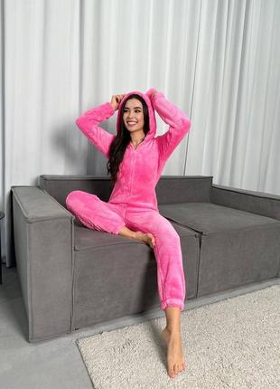 Женский теплый домашний махровый розовый комбинезон с капюшоном с ушками пижама7 фото