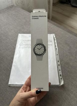 Новий! годинник samsung galaxy watch4 classic silver 42 mm