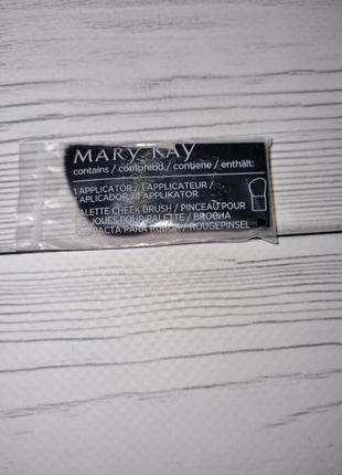 Компактная кисть для румян мери кей/mary kay1 фото