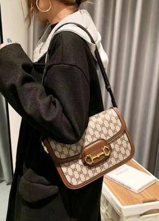 Сумка gucci.