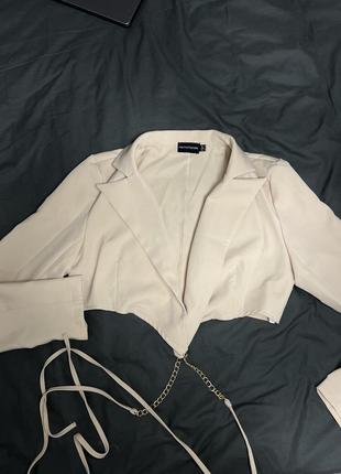 Пиджак жакет с завязками топ укороченный с цепочкой блуза2 фото