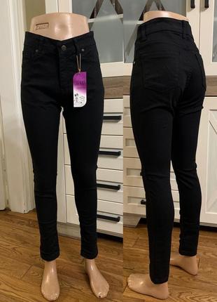 Женские джинсы облегающие узкие черные1 фото