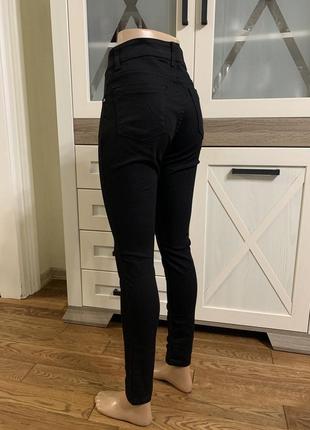 Женские джинсы облегающие узкие черные5 фото