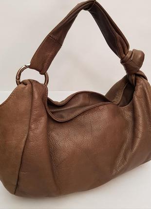 Супертрендовая розкішна шкіряна сумка італійського бренду виконанні estelle красивий коричневий4 фото