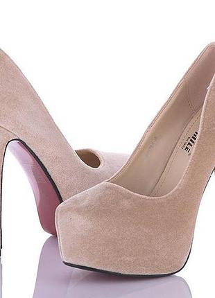 Жіночі бежеві туфлі на каблуку шпильке замшеві модельні