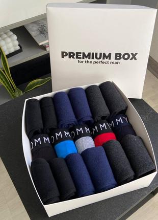 Чоловічий набір трусів та носків томмі хілфігер | premium box tommy hilfiger (5 шт трусів + 12 пар шкарпеток махра)5 фото