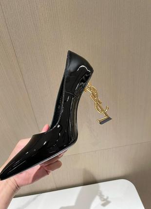 Женские черные туфи в стиле ysl opyum pumps на золотом каблуке кожа туфли yves saint laurent ив се3 фото