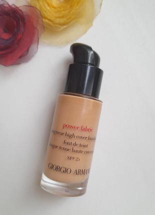 Тональна основа -armani power fabric spf 25 -51 фото