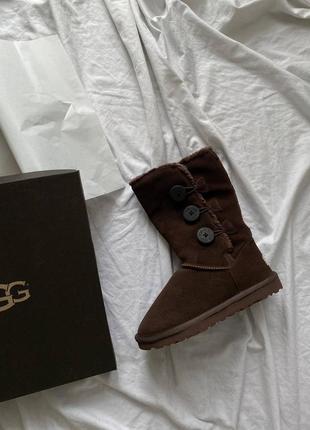 Уггі ugg bailey button
triplet ii brown mocha