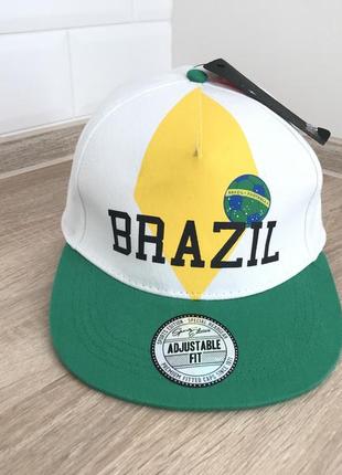 Мужская молодежная кепка brazil антихайп2 фото