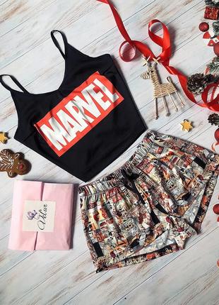 Шовкова піжама з принтом "marvel"