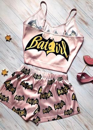 Шелковая пижама с принтом "batgirl"2 фото