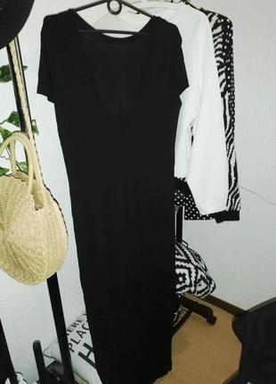 Платье длинное трикотаж с v-вырезом на спине черное3 фото