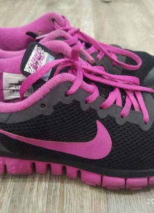 Кроссовки женские, размер 37, фирма replay,nike.