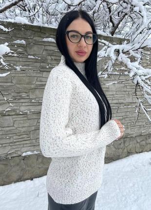 Женский удлиненный свитер оверсайз на зиму3 фото