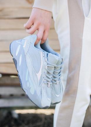 Кросівки adidas yeezy boost 700 v2 hospital blue кроссовки