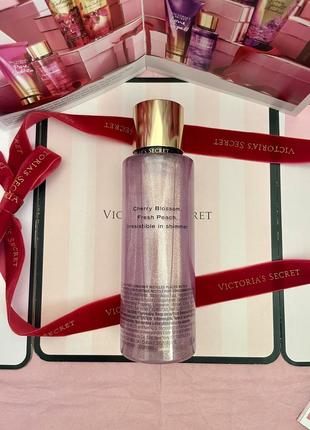 Victoria's secret love spell shimmer fragrance mist нова колекція4 фото