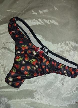 Милые трусики в клубничках dolce &amp; gabbana