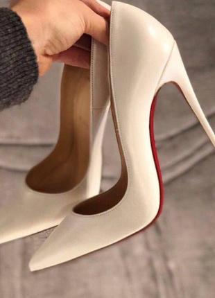 Туфли кожаные louboutin