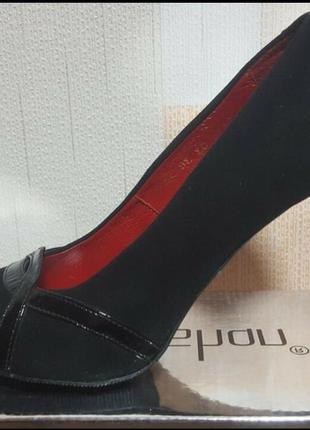 Туфлі жіночі, нат.замша, 24 см