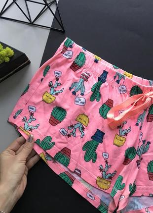 Прикольные яркий розовые спальные шорты/ шорты для сна /пижама  шорты в кактусы4 фото