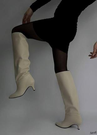 Бежеві чоботи труби на міні каблуку ⚜️ преміум шкіряні чоботи на підборах