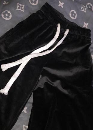 Велюровые брюки палаццо