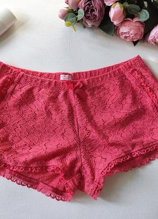 Сексуальные розовые кружевные трусики шортики intimissimi, пижамные шорты