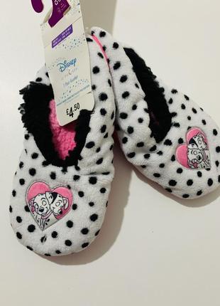 Мʼякі тапочки далматинці primark