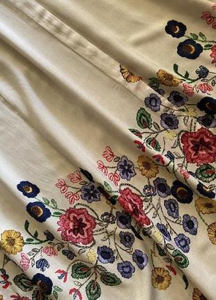 Кремова сукня сорочка в квітковий принт на гудзиках міді/максі5 фото