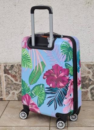 Яркий чемодан из поликарбоната madisson 96820 france5 фото