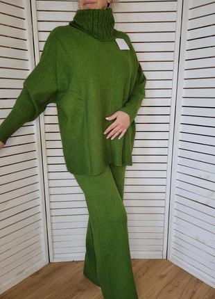 Шикарный костюм итальялия- зеленый2 фото