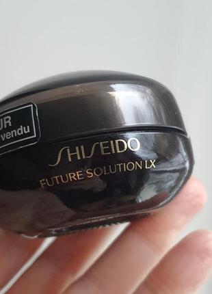 Відновлюючий крем для шкіри очей та губ shiseido future solution lx