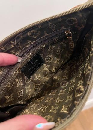 Мини сумка багет на плече кожаная louis vuitton черная коричневая клатч3 фото