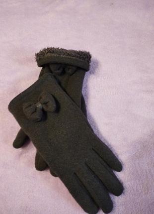 Теплі перчатки