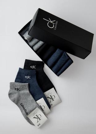 Подарунковий комплект шкарпеток calvin klein 8 пар 36-40 розмір с3125 короткі шкарпетки в коробці