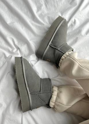 Жіночі уггі сірі на платформі ugg ultra mini platform grey