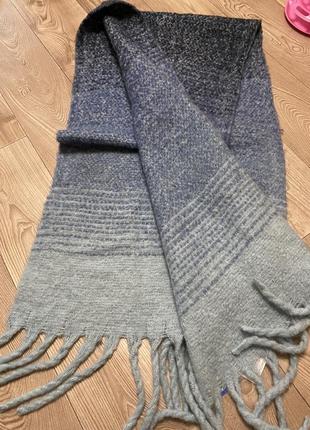 Теплый женский шарф, новый абсолютно. стоил 13 евро, отдам за 400 грн.4 фото