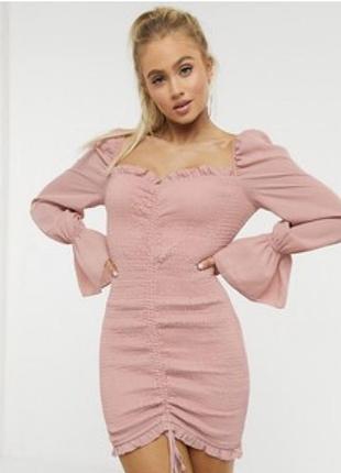 Красивое платье-резинка с 8