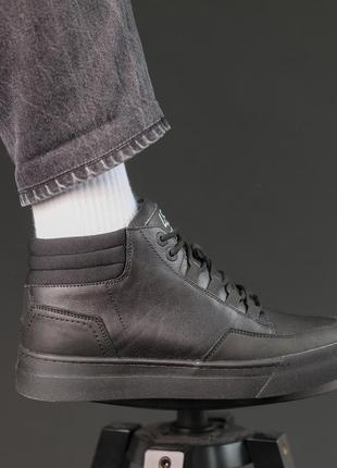 Ботинки кожаные зимние черные3 фото