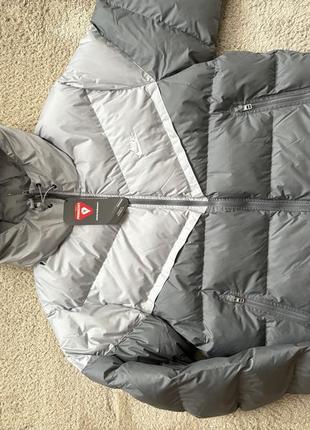 Чоловічий пуховик nike windrunner primaloft2 фото